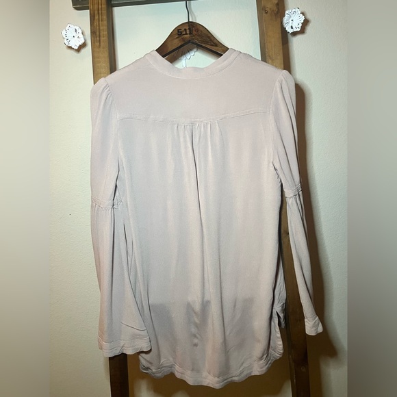 🍀Free People tunic top in blush. Size XS. - Picture 6 of 7